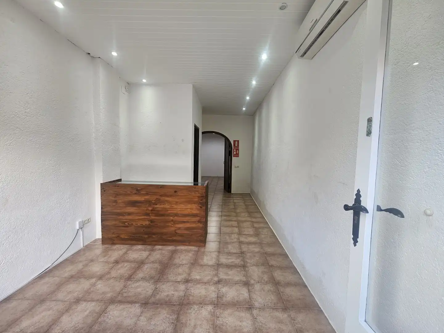 Local comercial de lloguer a Carrer Santiago Rusiñol, imagen 8