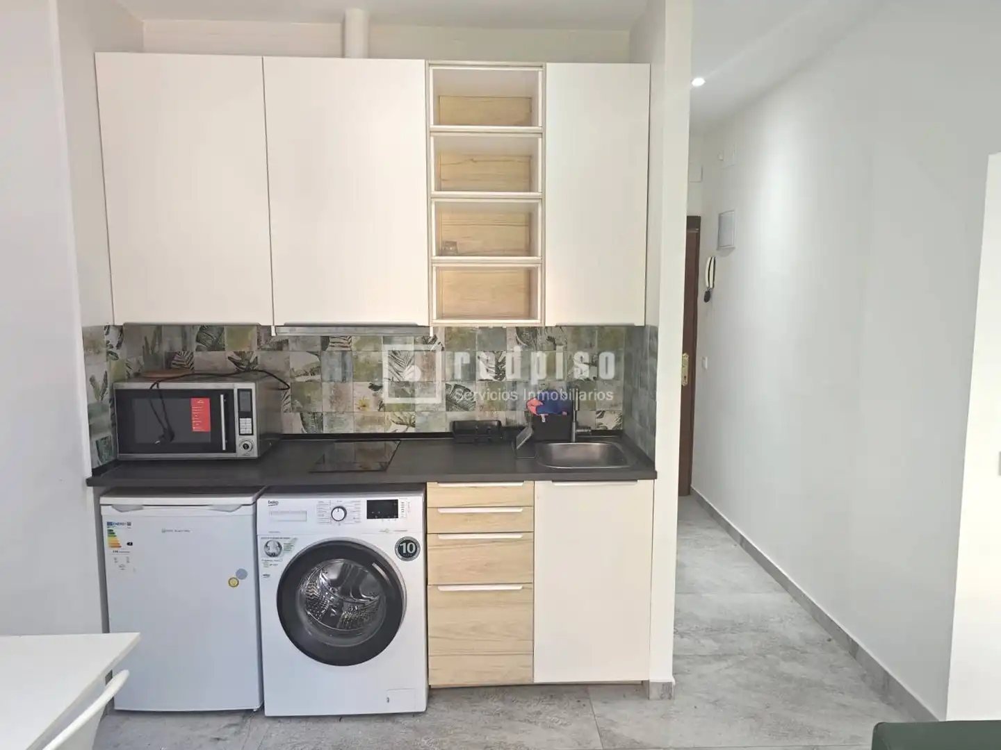 Cuina de Apartament en venda en Madrid amb Aire condicionat