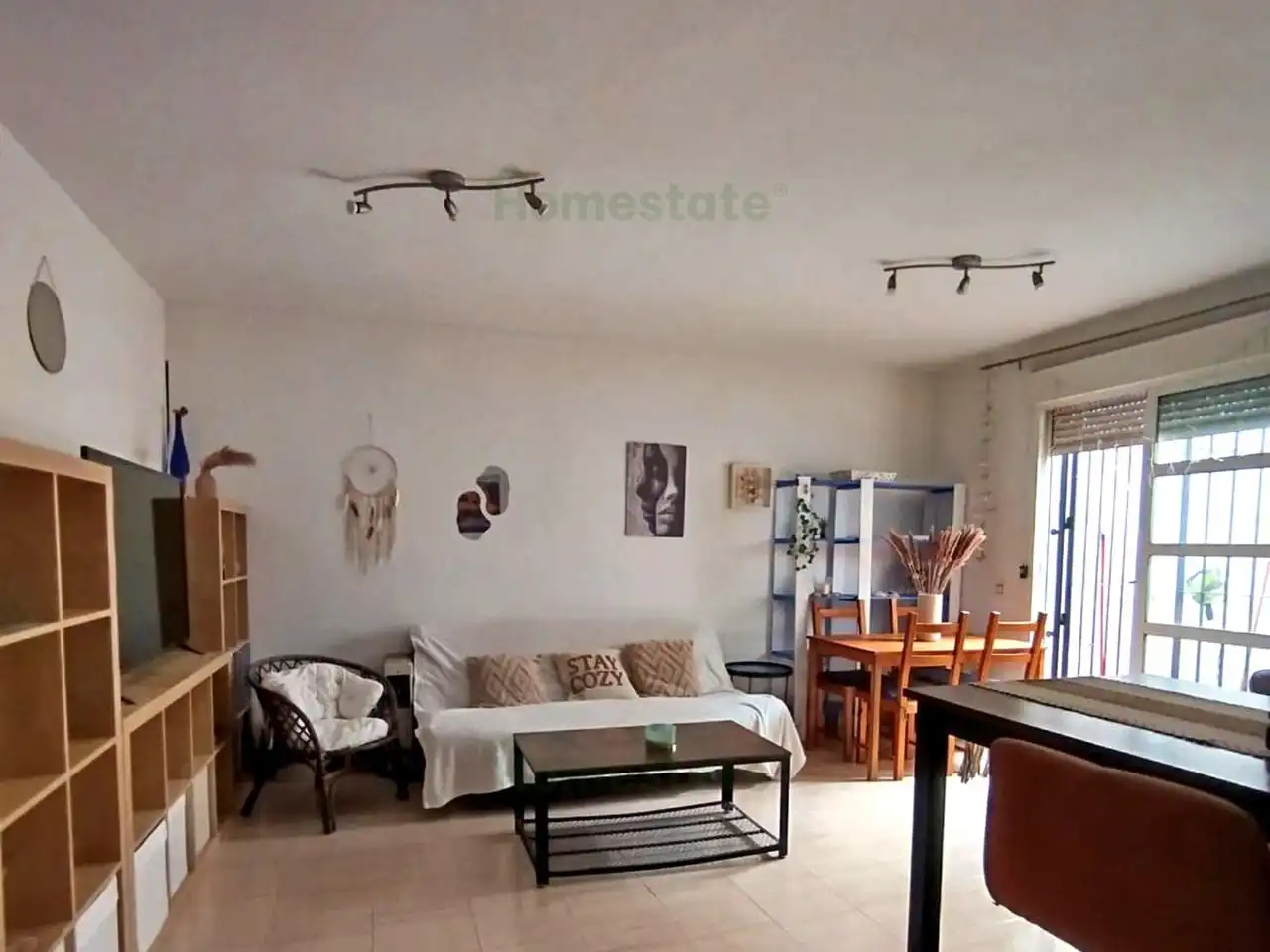 Wohnzimmer von Erdgeschoss zur Miete in Centro