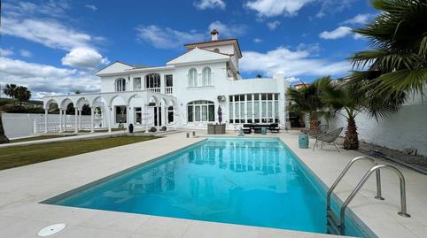 Foto 3 de Casa o xalet en venda a Travesia Avenida Burgos, El Zabal - Santa Margarita, La Línea de la Concepción