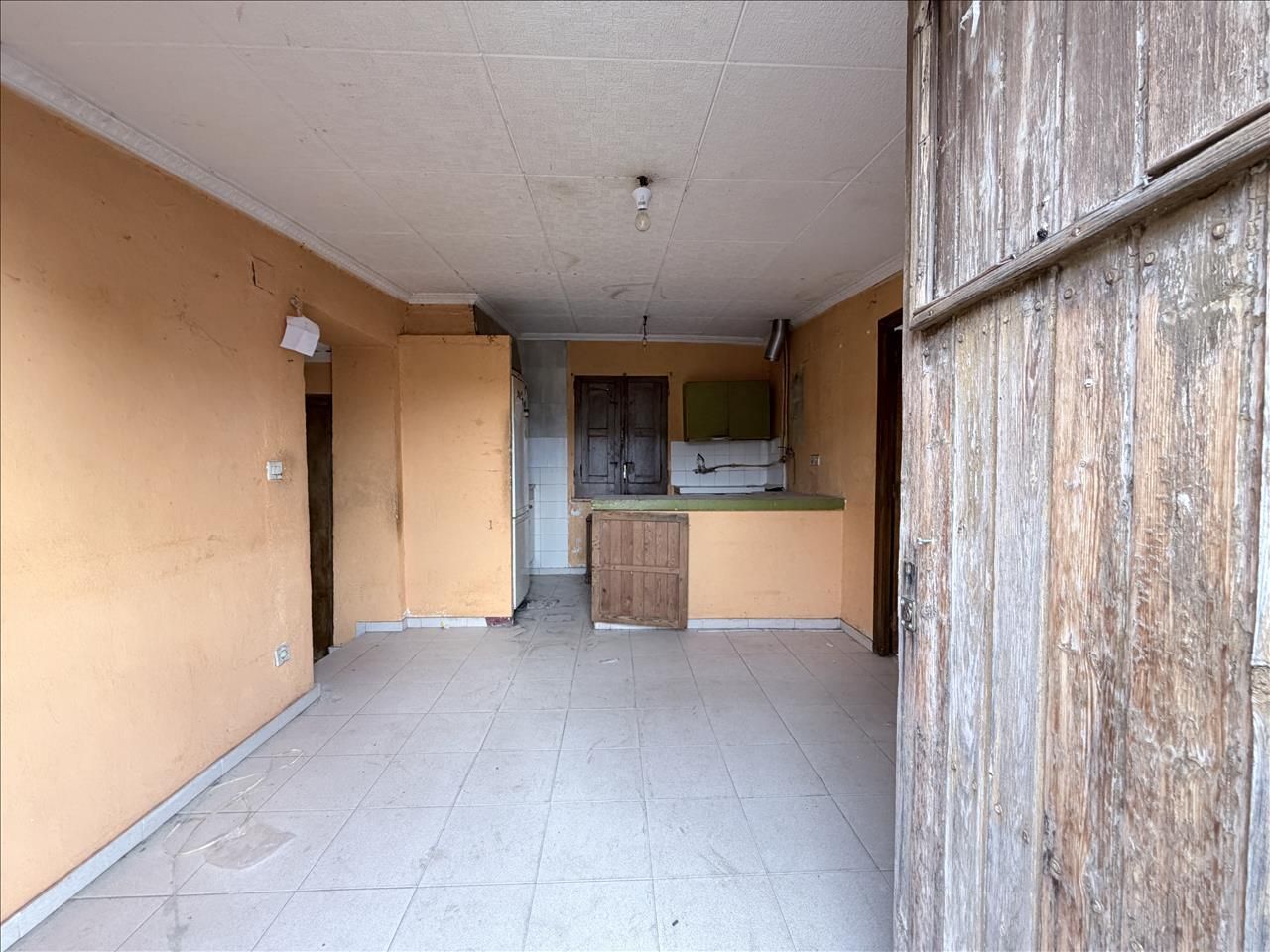 Cuina de Casa o xalet en venda en Sant Miquel de Fluvià amb Jardí privat