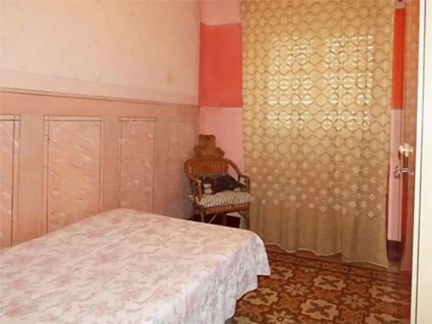 Dormitori de Casa adosada en venda en Albacete amb Parquet, Traster i Moblat