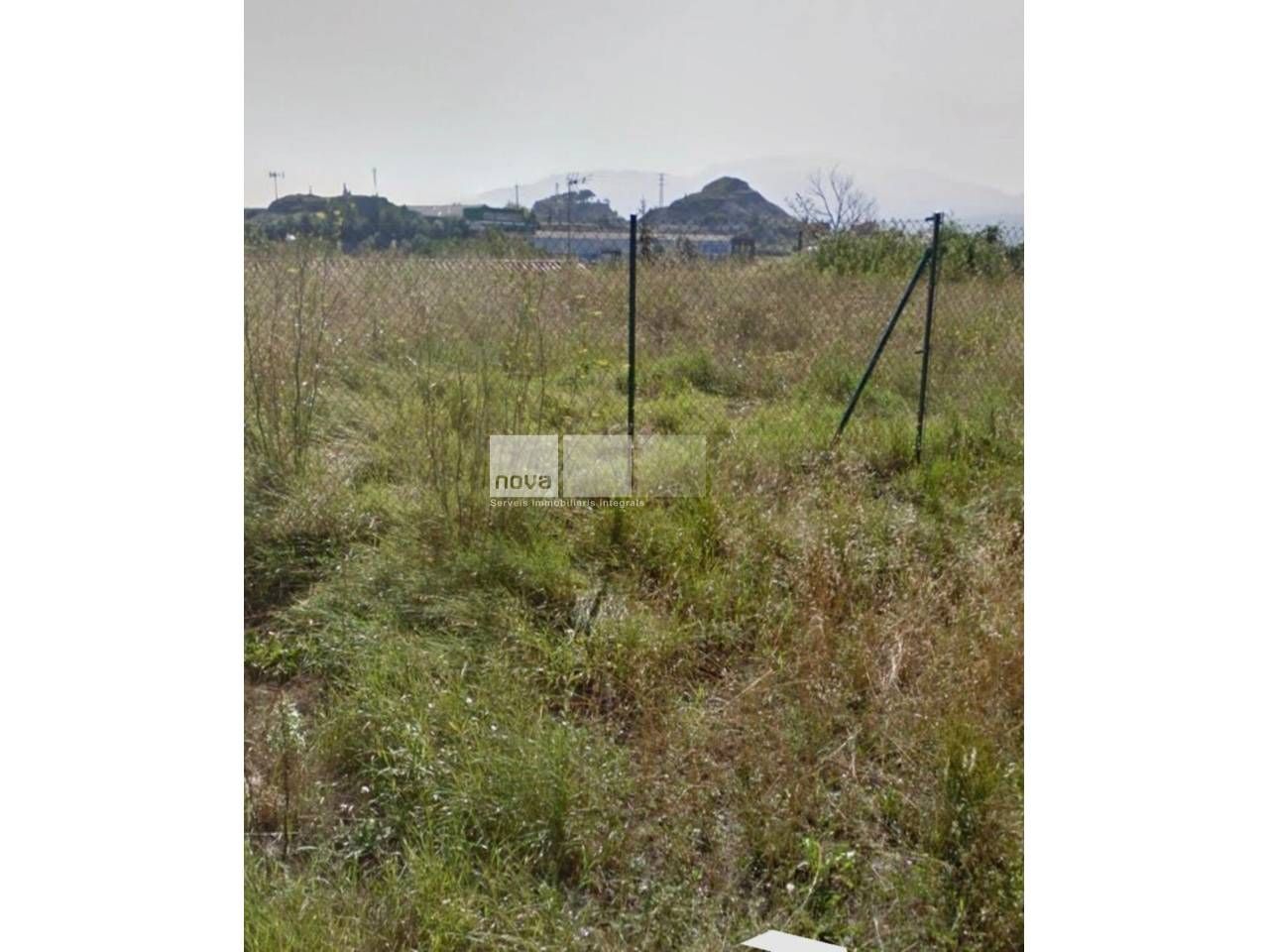 Terreno industrial en venta en Tona