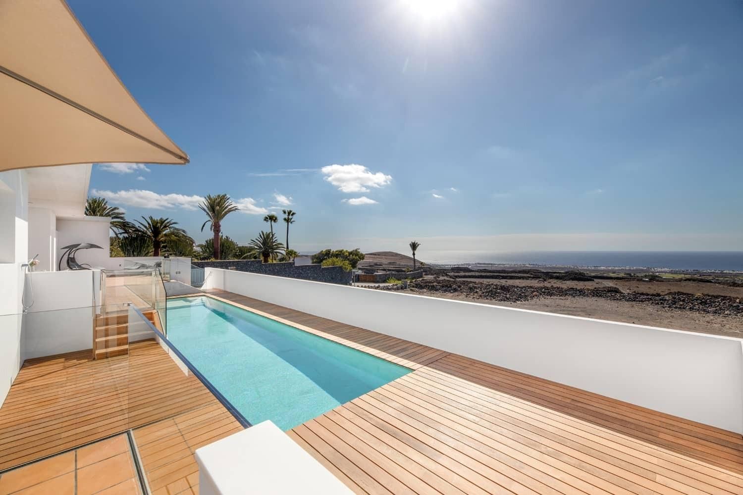 Vista exterior de Casa o xalet en venda en Tías amb Aire condicionat, Jardí privat i Terrassa