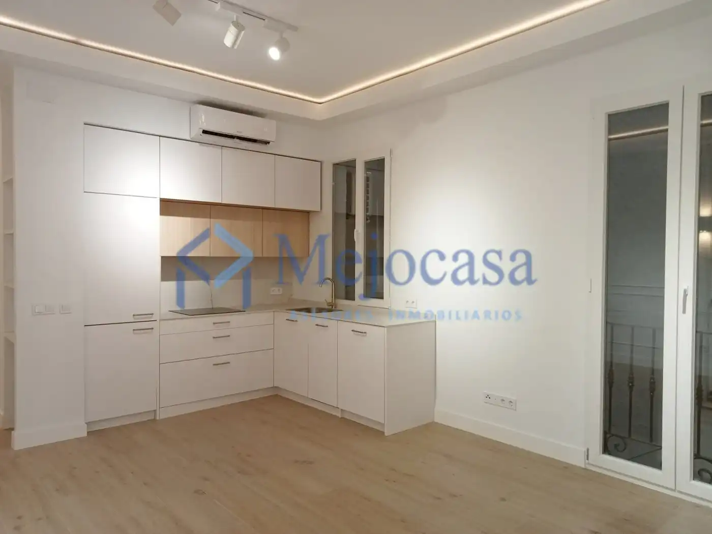 Cocina de Piso en venta en Madrid con Aire acondicionado, Calefacción y Horno