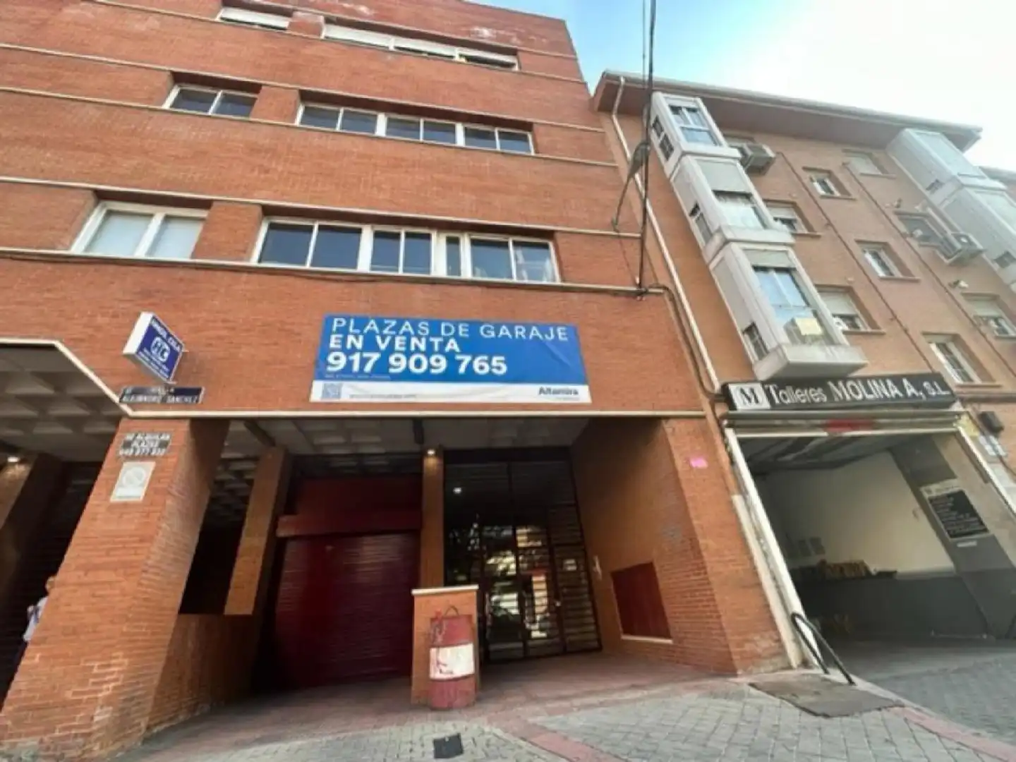 Parking de Garaje en venta en Madrid