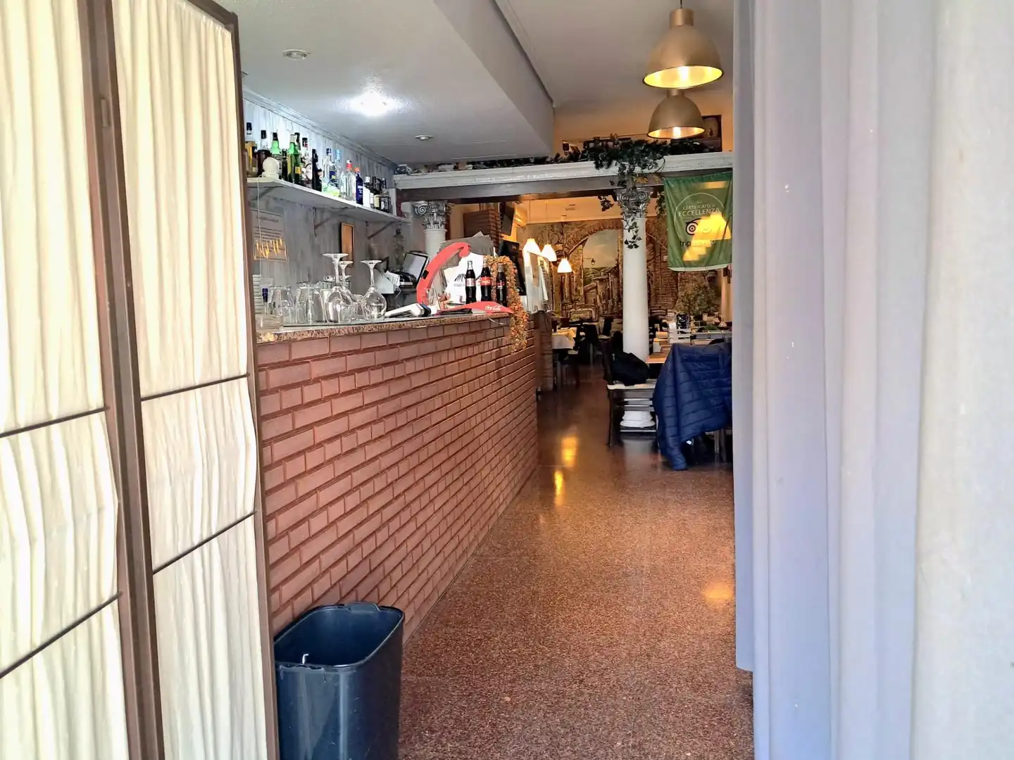 Local de alquiler en Moncada con Aire acondicionado y Amueblado