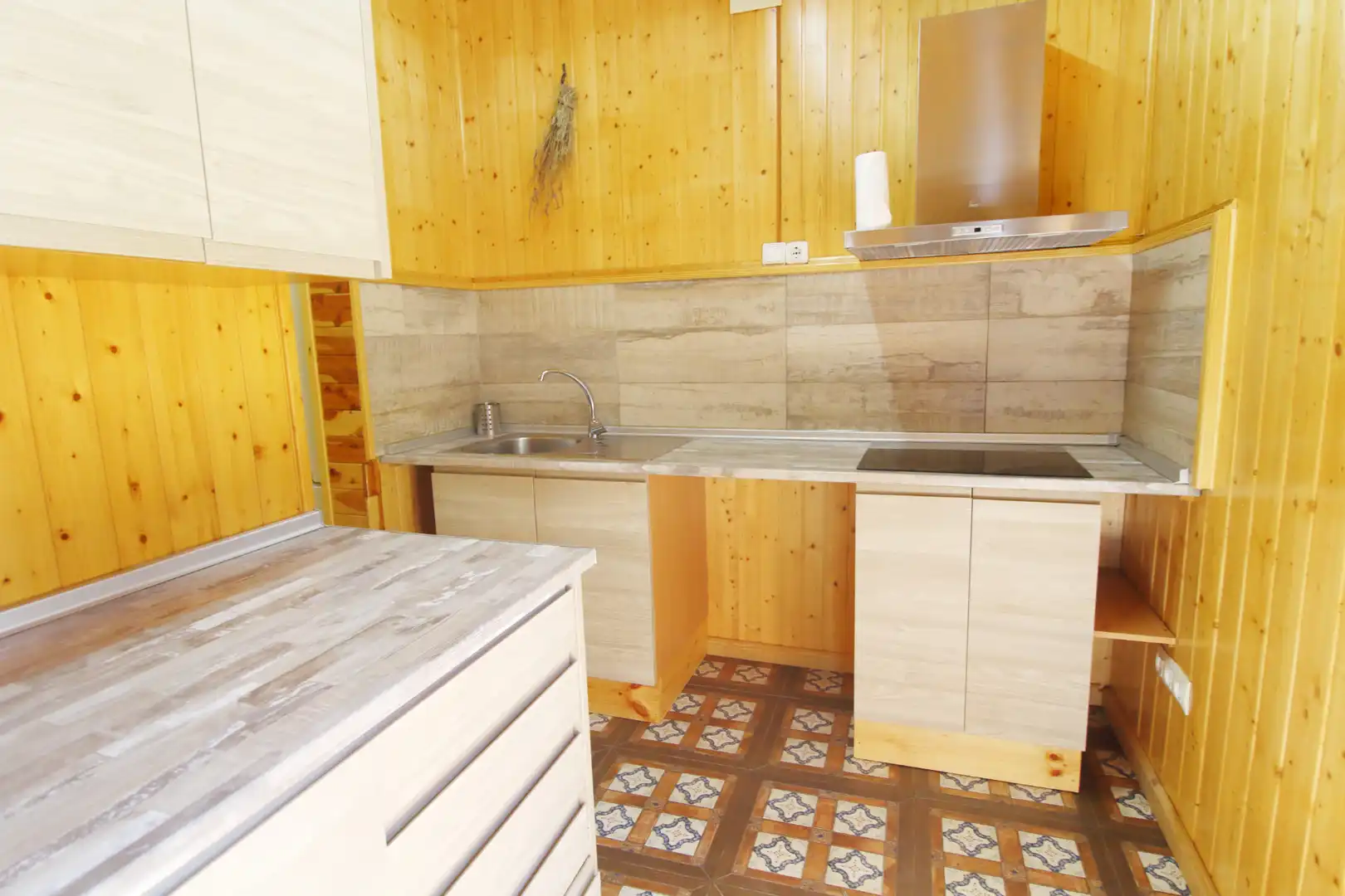 Inmuebles singulares con piscina en venta en Ossa de Montiel, imagen 52