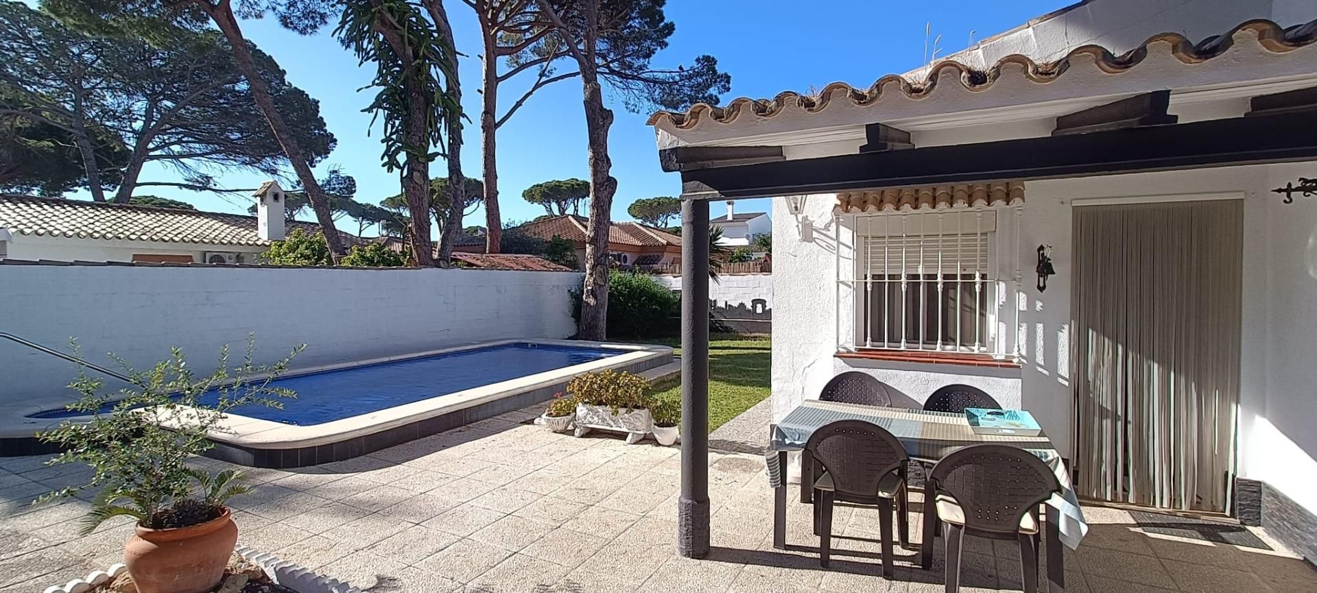 Jardín de Casa o chalet de alquiler en Chiclana de la Frontera con Trastero y Piscina