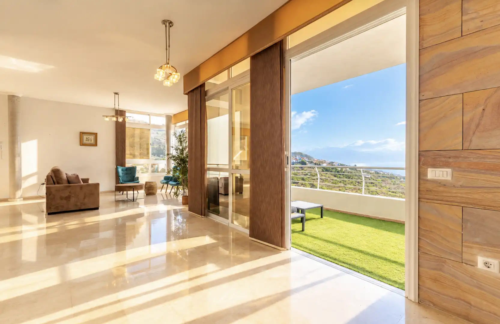 Chalet con piscina en venta en C. Aceviño, 6, imagen 7
