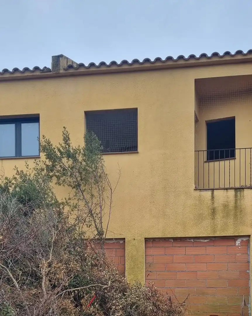 Vista exterior de Casa o chalet en venta en Garriguella