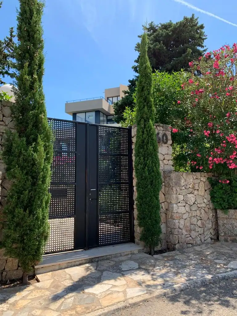 Dúplex de alquiler en Passeig Del Pintor Miquel Vives, 60, Port Nou - Port Verd - Port Vell
