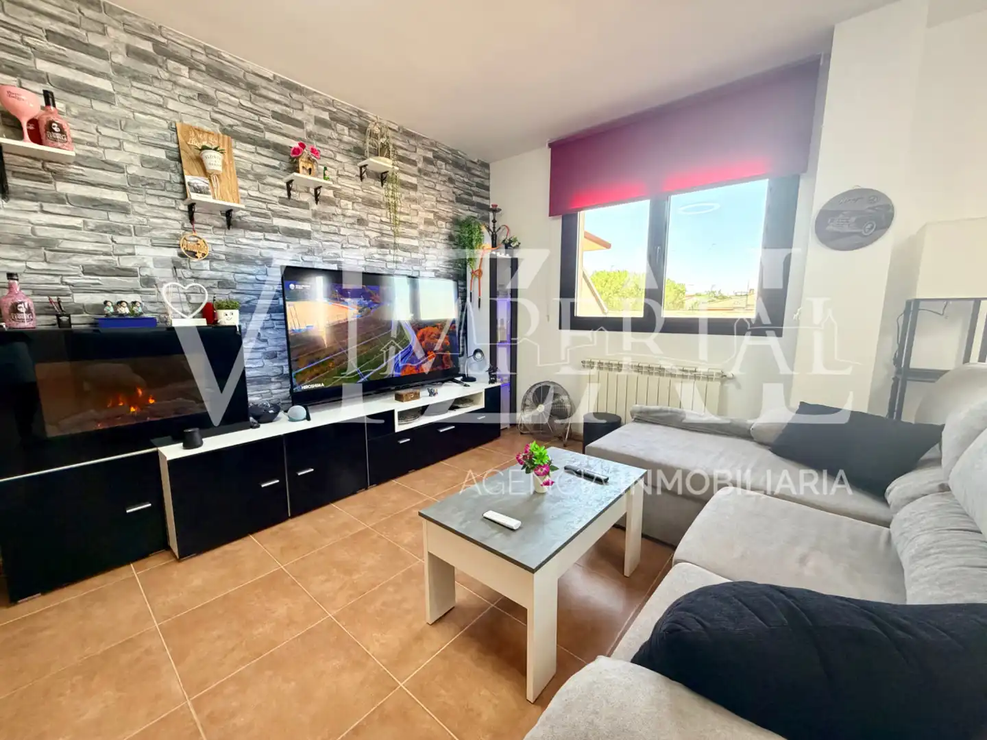 Sala d'estar de Dúplex en venda en Noez amb Calefacció, Terrassa i Traster