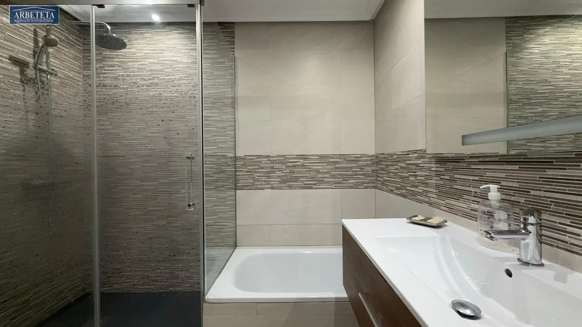 Baño de Casa o chalet en venta en Guadalajara con Aire acondicionado, Calefacción y Terraza