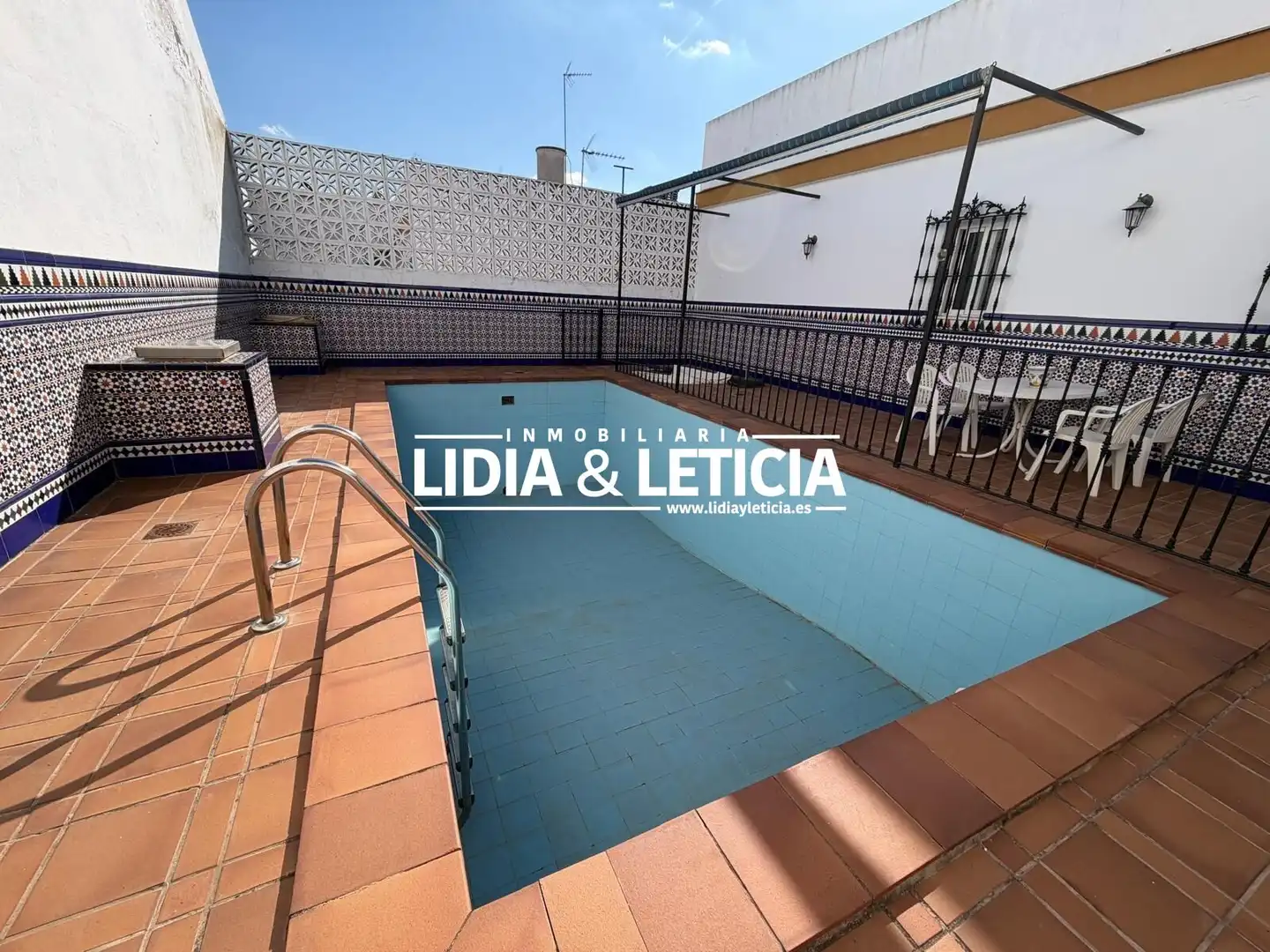 Piscina de Casa o xalet en venda en Alcalá de Guadaira amb Aire condicionat, Traster i Piscina