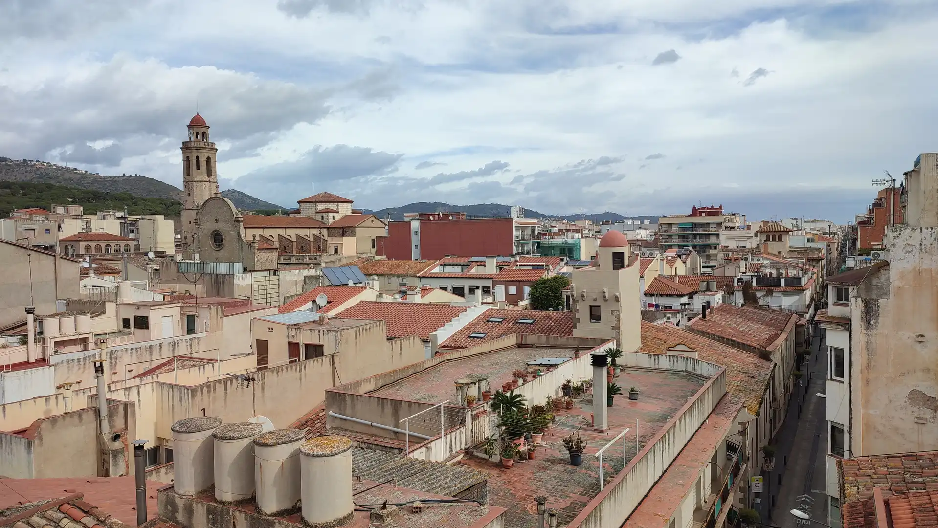 House with terrace for sale in Calella
