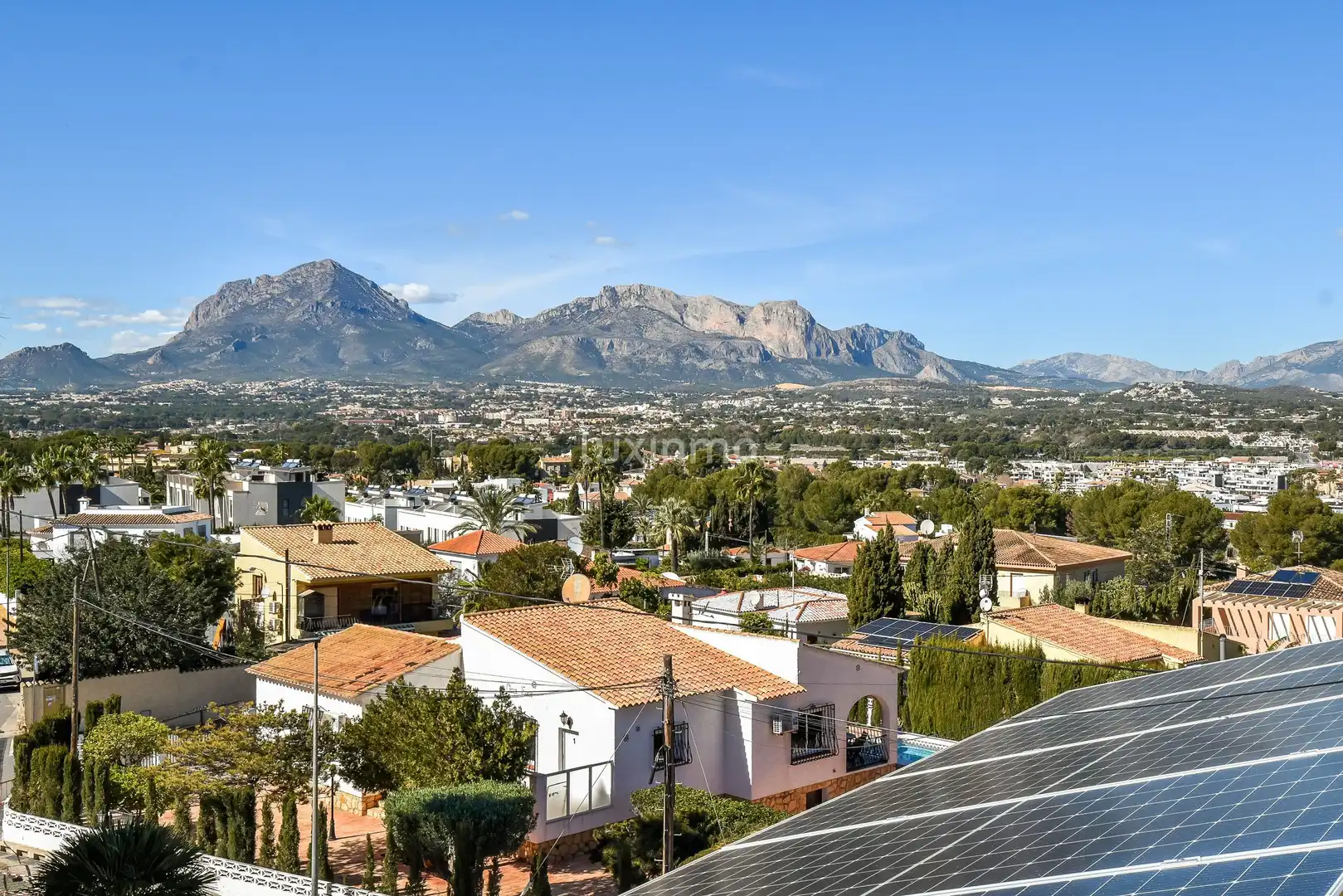 Exterior view of Houses for sale in L'Alfàs del Pi  with Air Conditioner, Heating and Terrace