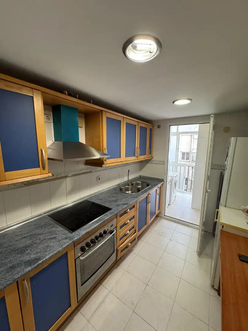 Kitchen of Flat for share in Jaén  with Swimming Pool, Furnished and Community pool