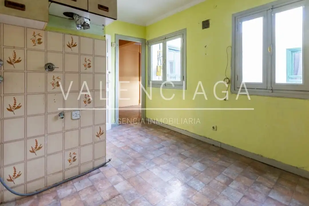 Piso en venta en Donostia - San Sebastián  con Calefacción