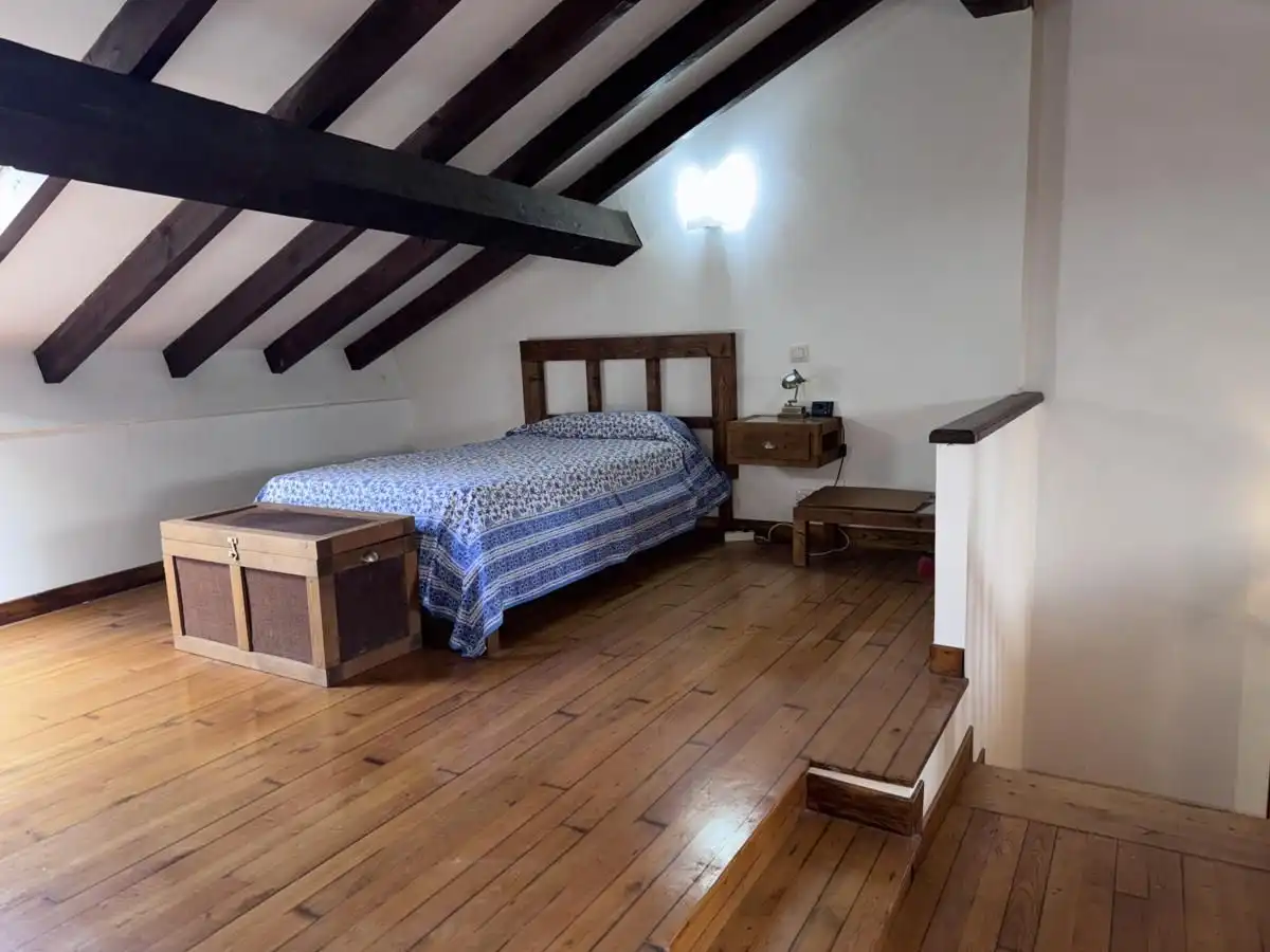 Habitación de Casa adosada en venta en Llanes con Calefacción, Jardín privado y Terraza