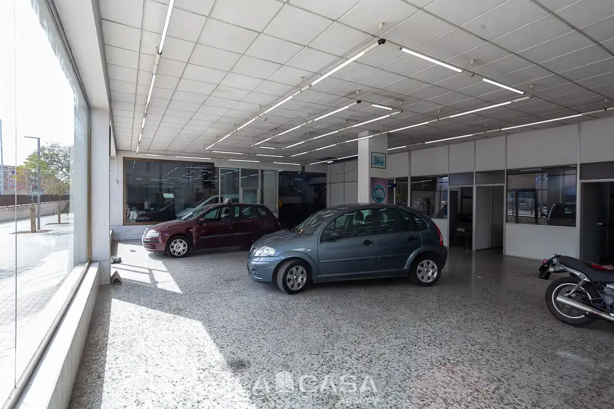 Business premises for sale in Avinguda de la Constitució, imagen 8