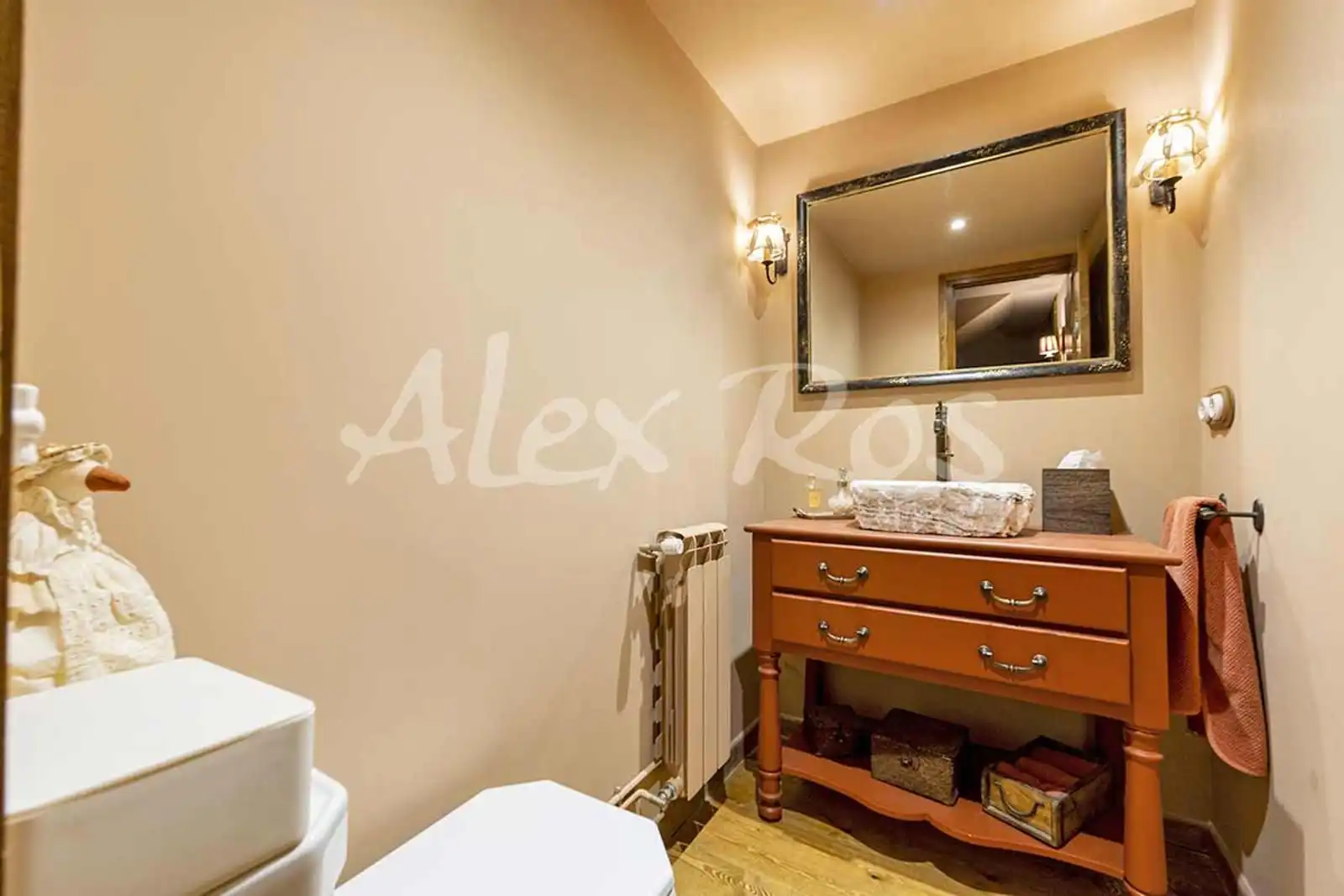 Bathroom of Houses for sale in Urús  with Heating, Private garden and Terrace
