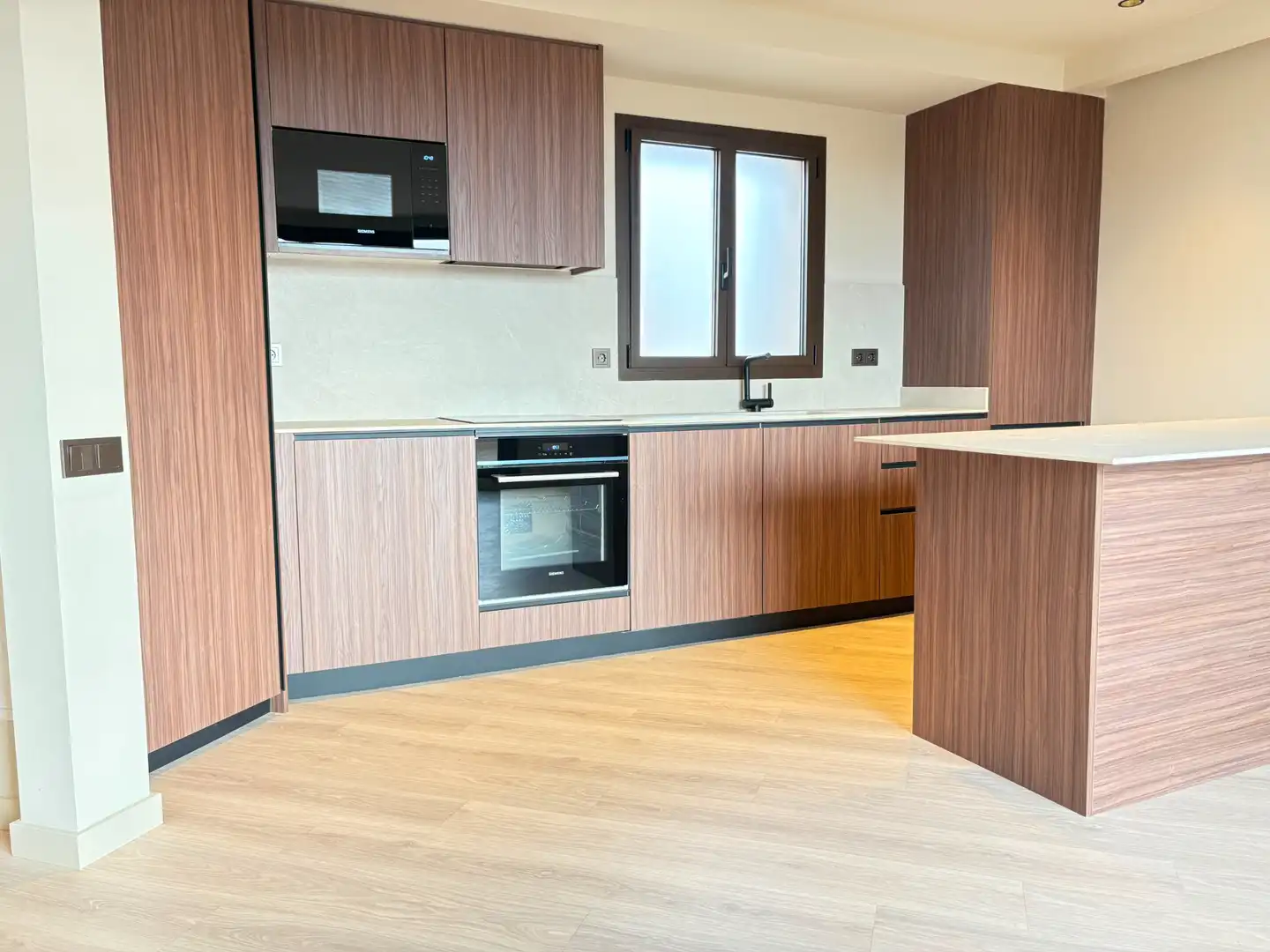 Cocina de Ático en venta en Barcelona con Aire acondicionado, Parquet y Terraza