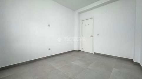 Photo 2 of Flat for sale in C. Amadeo Fernández, Villaverde Alto, Madrid Capital