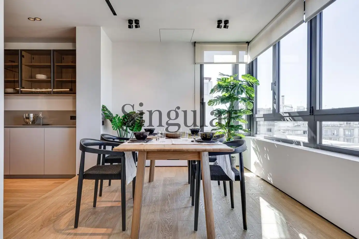Comedor de Piso en venta en Barcelona con Calefacción, Terraza y Balcón