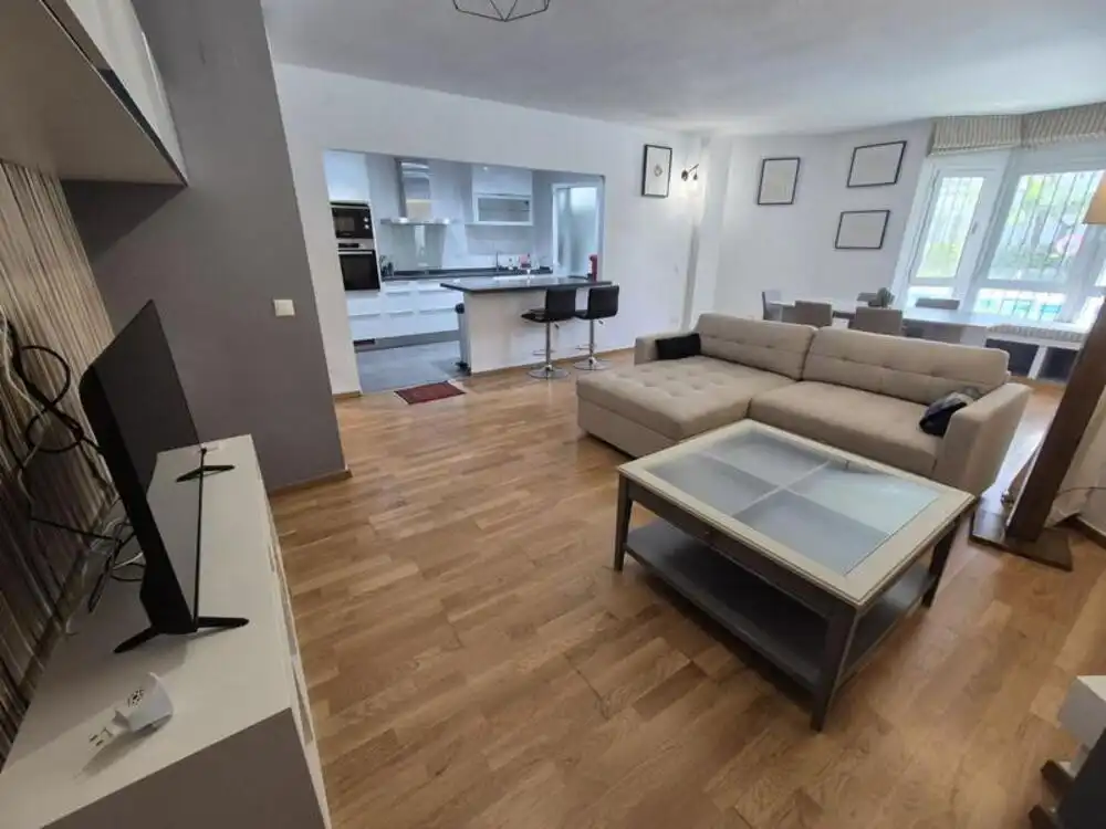 Erdgeschosswohnung mit Pool zur Miete in Nueva Andalucía, imagen 7