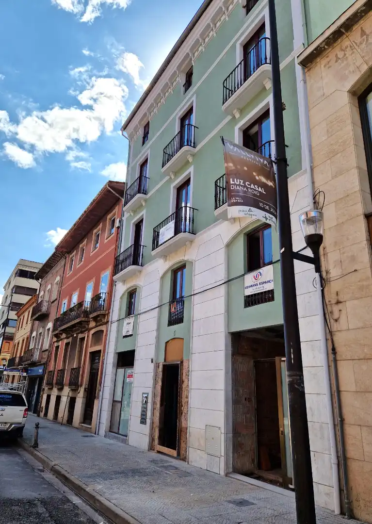 Business premises to rent in Olot, imagen 2