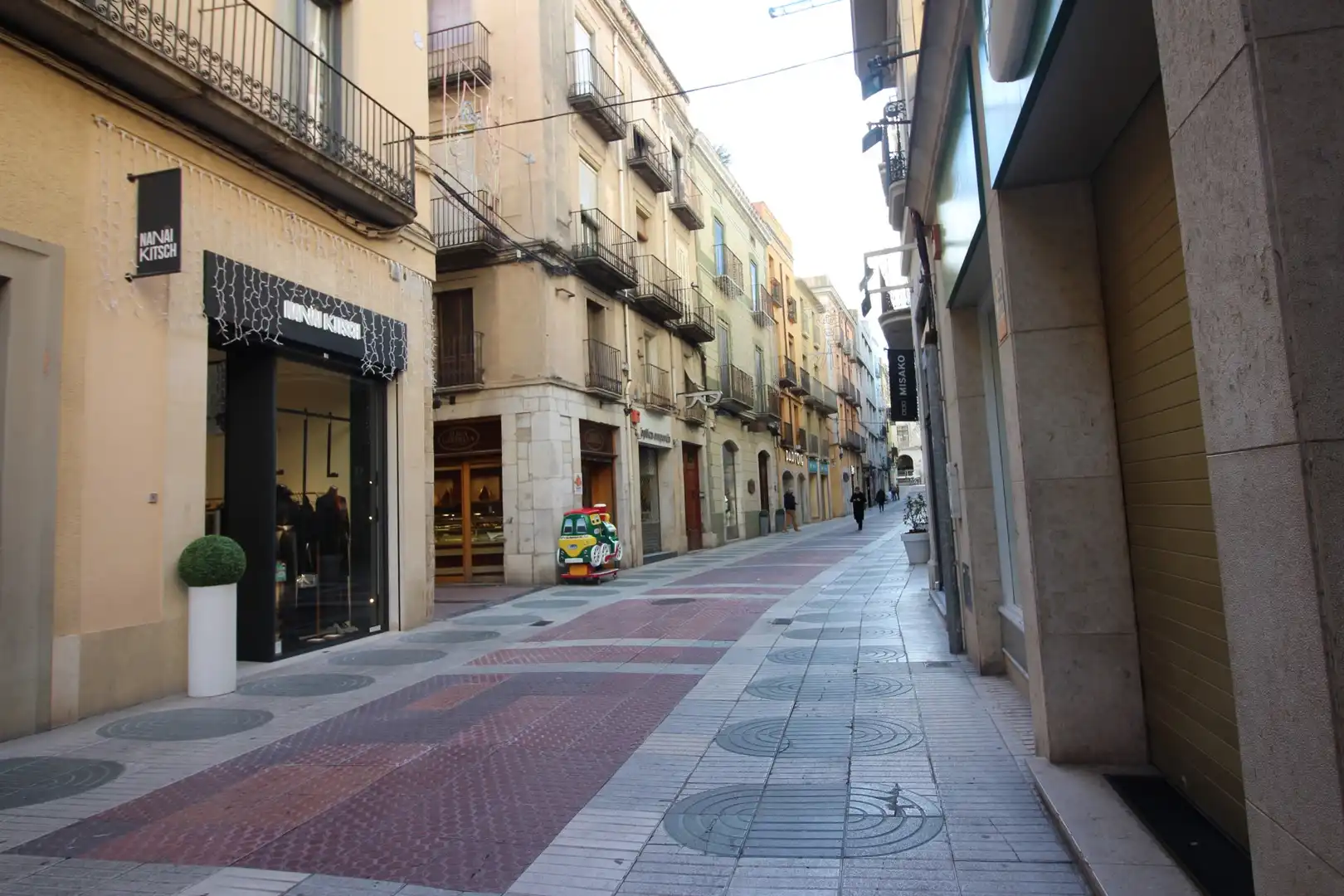 Exterior view of Houses for sale in Figueres  with Heating