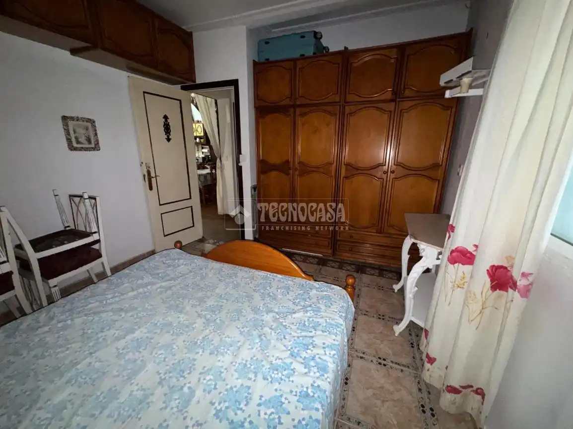 Bedroom of Flat for sale in Sevilla