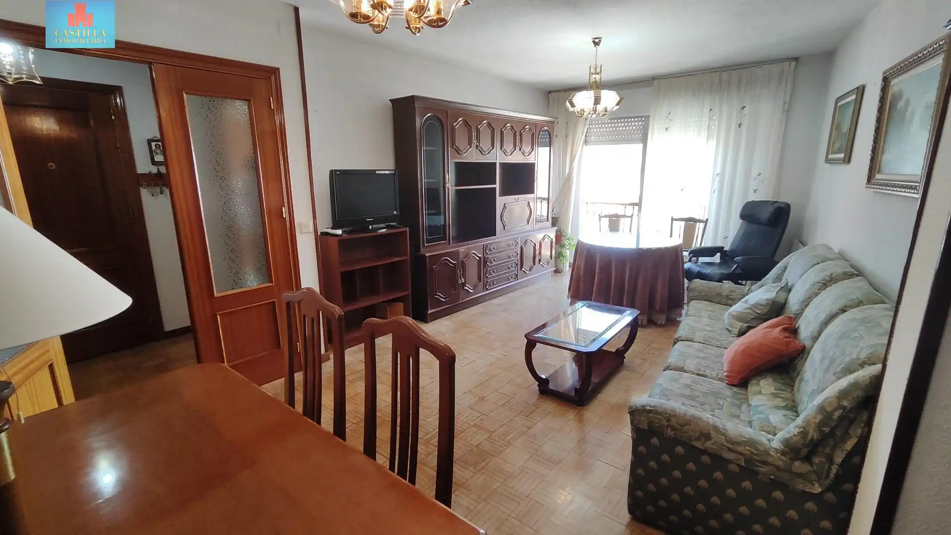 Sala d'estar de Pis en venda en Ávila amb Calefacció, Terrassa i Traster