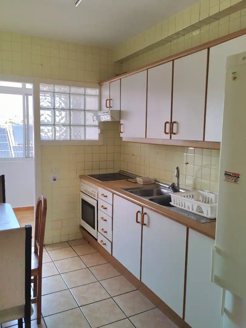 Cuina de Pis en venda en Fuengirola amb Terrassa i Moblat