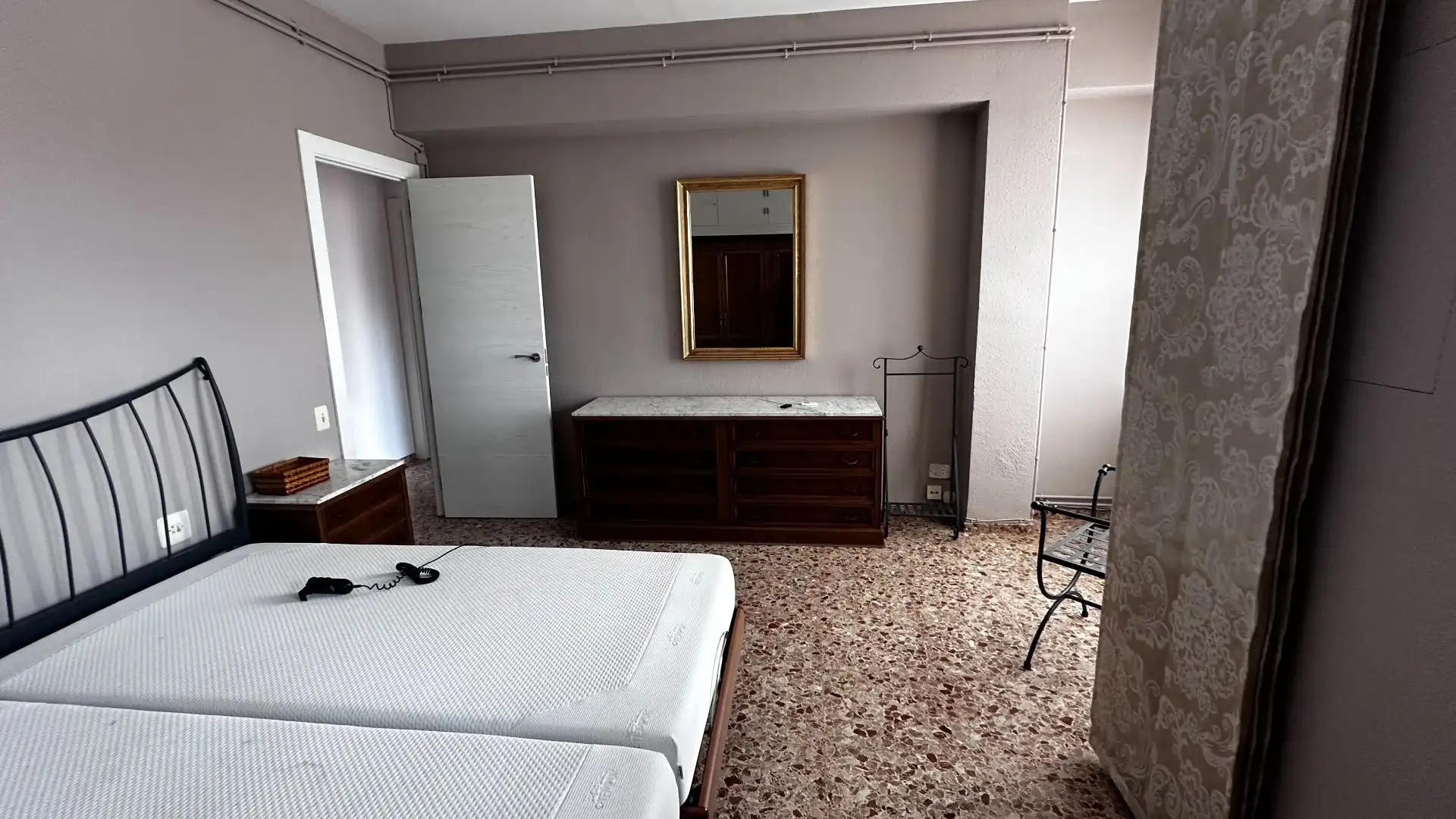 Bedroom of Flat for rent in Tortosa  with Air Conditioner, Terrace and Furnished