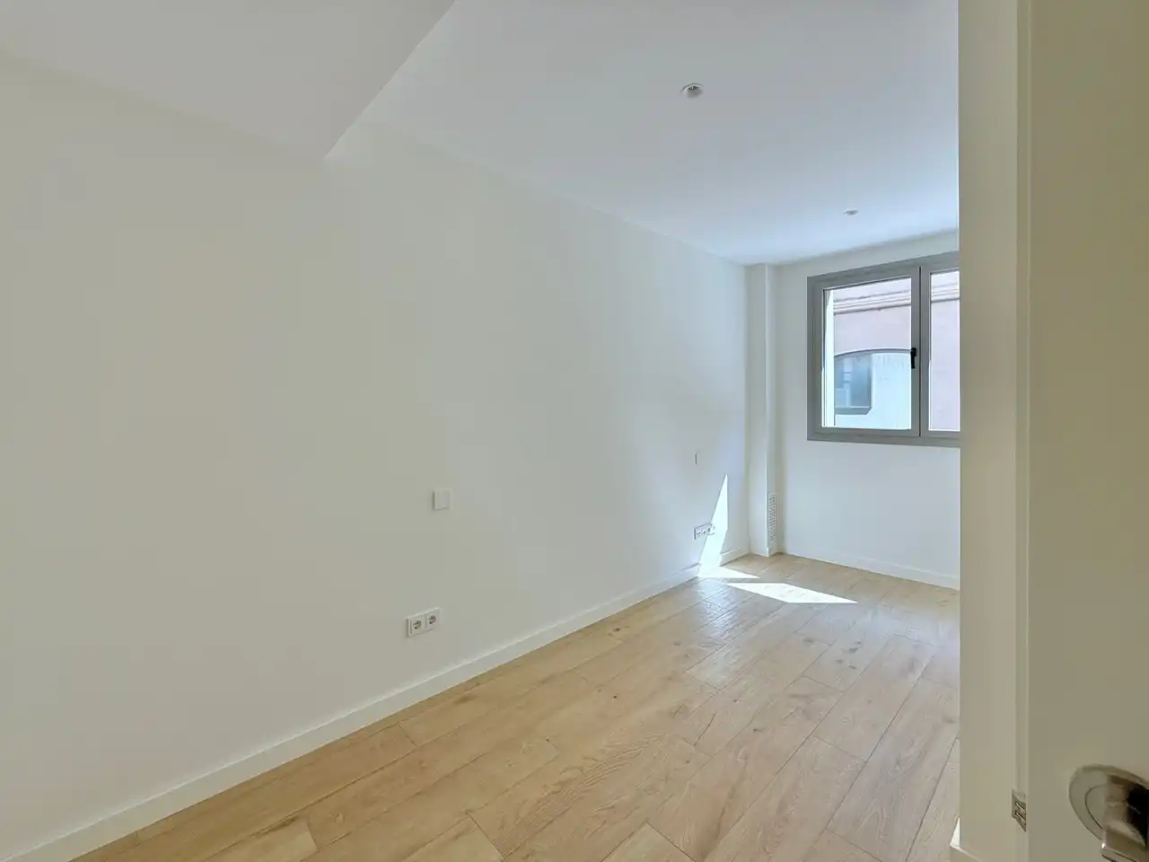 Habitación de Piso de alquiler en Sabadell con Aire acondicionado, Calefacción y Jardín privado
