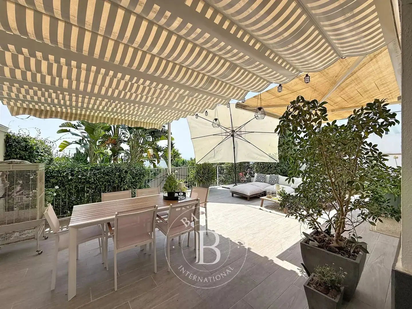 Terraza de Casa adosada en venta en Mataró con Aire acondicionado, Calefacción y Jardín privado