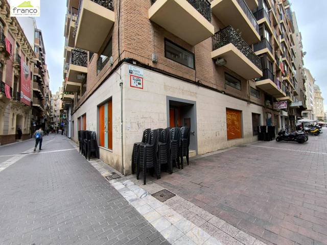 Local comercial en Alquiler en Santa Catalina - San Bartolomé