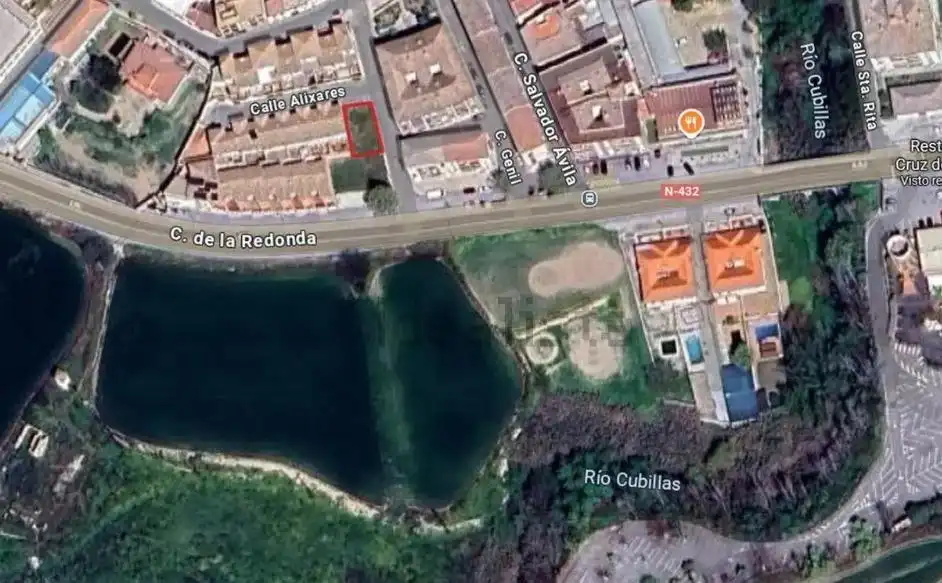 Vista exterior de Residencial en venda en Pinos Puente