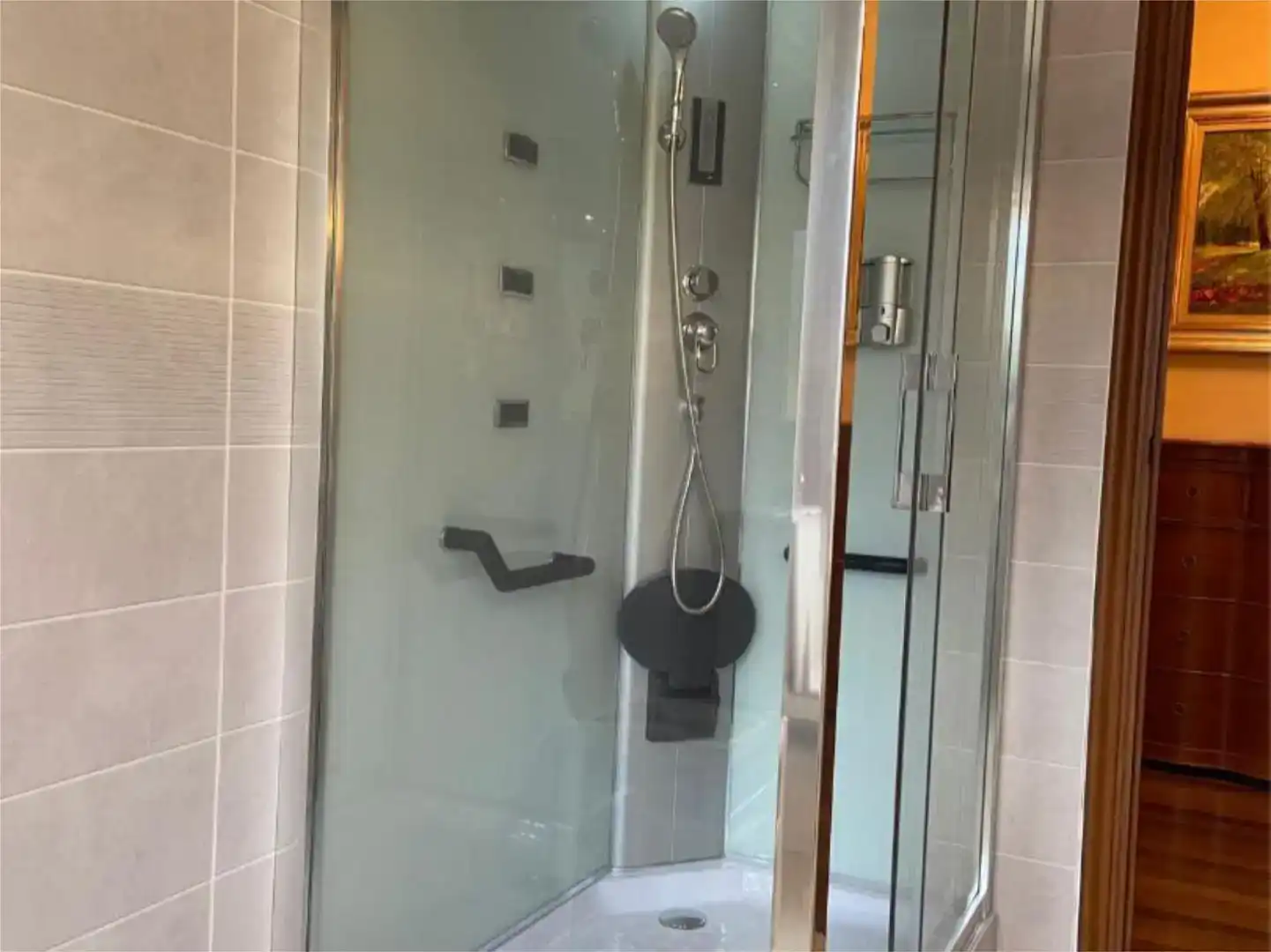 Bathroom of Houses for rent in Bergondo  with Parquet flooring, Storage room and Swimming Pool
