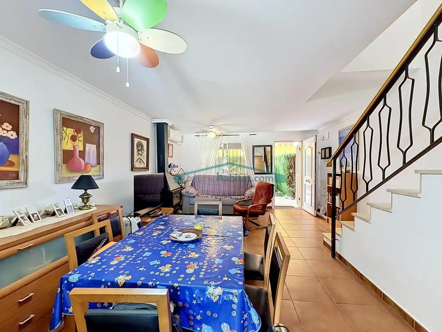 Sala d'estar de Casa adosada en venda en Els Poblets amb Aire condicionat, Jardí privat i Terrassa