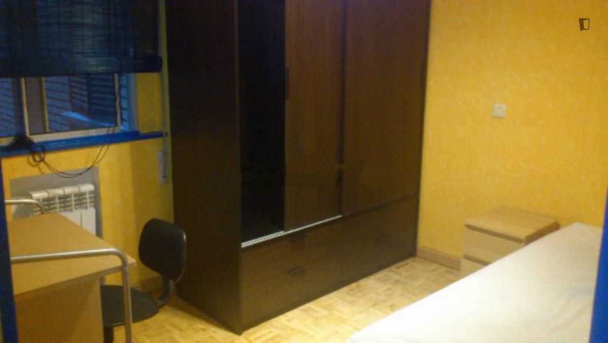 Apartment to share in Valderas - Los Castillos