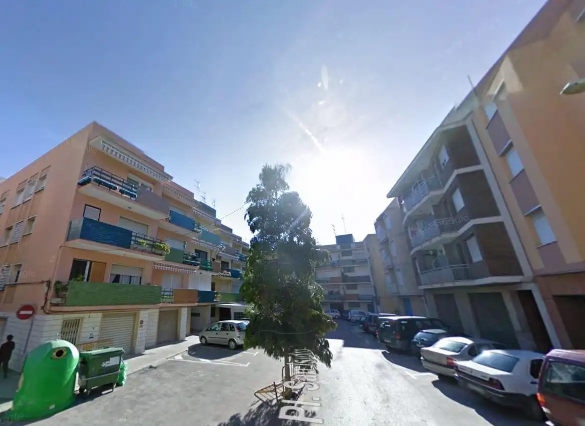 Piso en venta en LLAURADORS 2, imagen 2