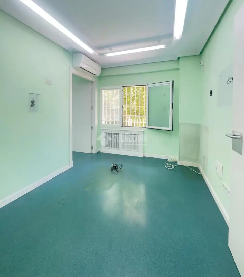 Habitación de Piso en venta en Móstoles con Aire acondicionado, Calefacción y Terraza