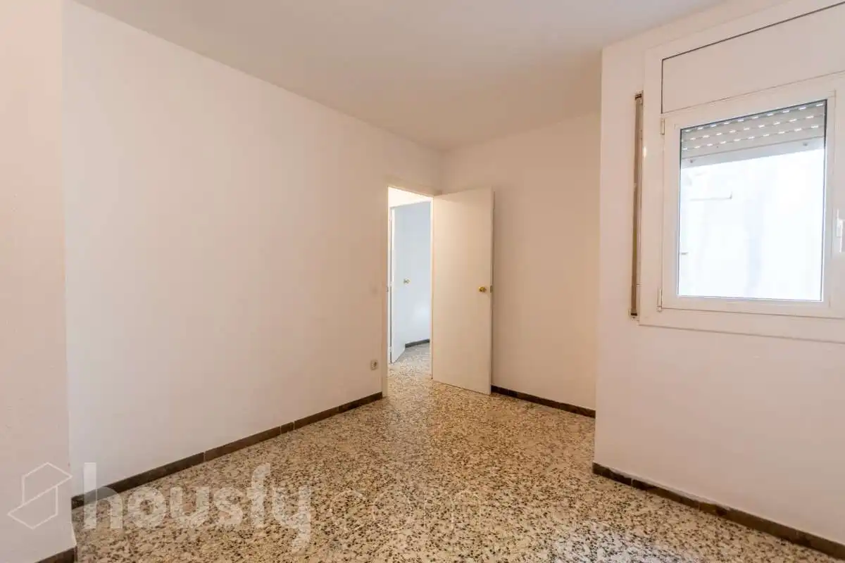 Bedroom of Attic for sale in Vilanova i la Geltrú  with Terrace and Storage room