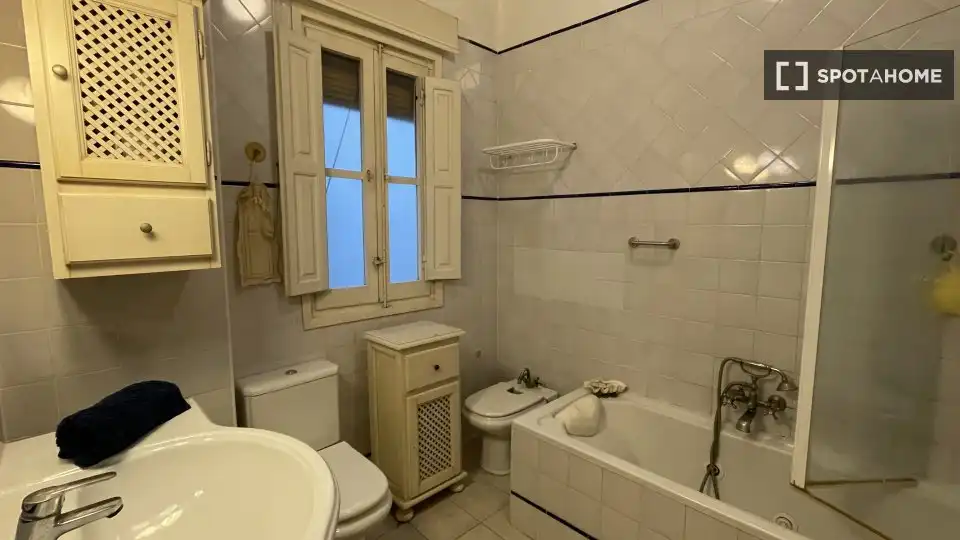 Piso en alquiler en Ciutat Vella, imagen 4