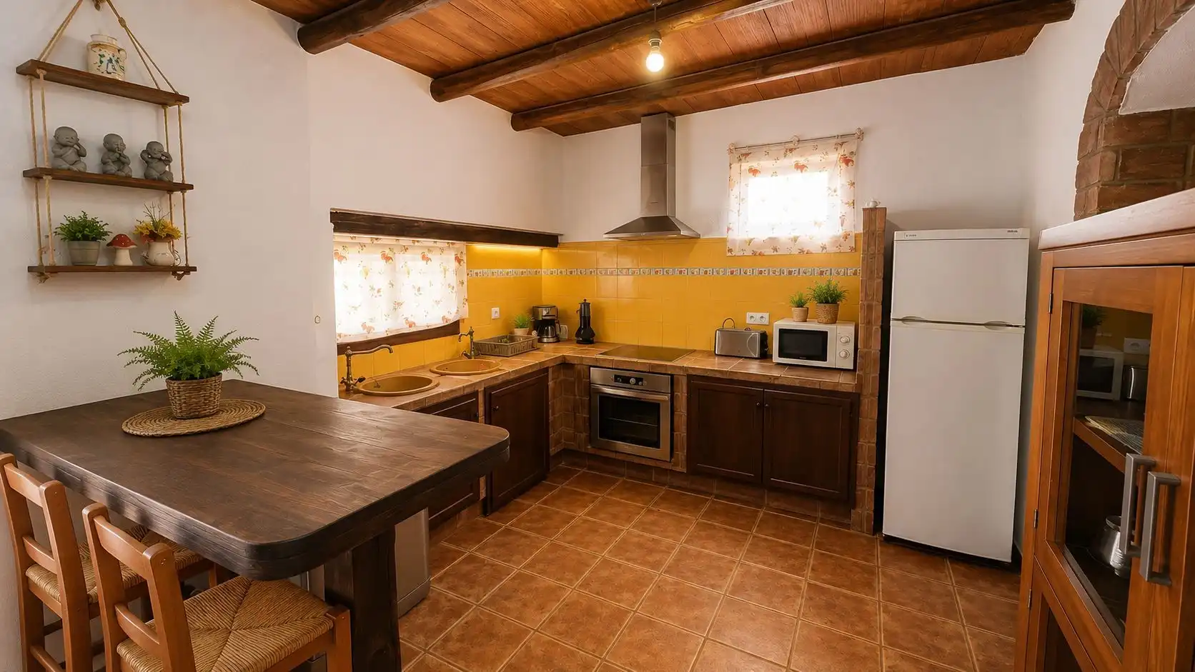 Cuina de Casa o xalet en venda en Arcos de la Frontera amb Jardí privat i Piscina