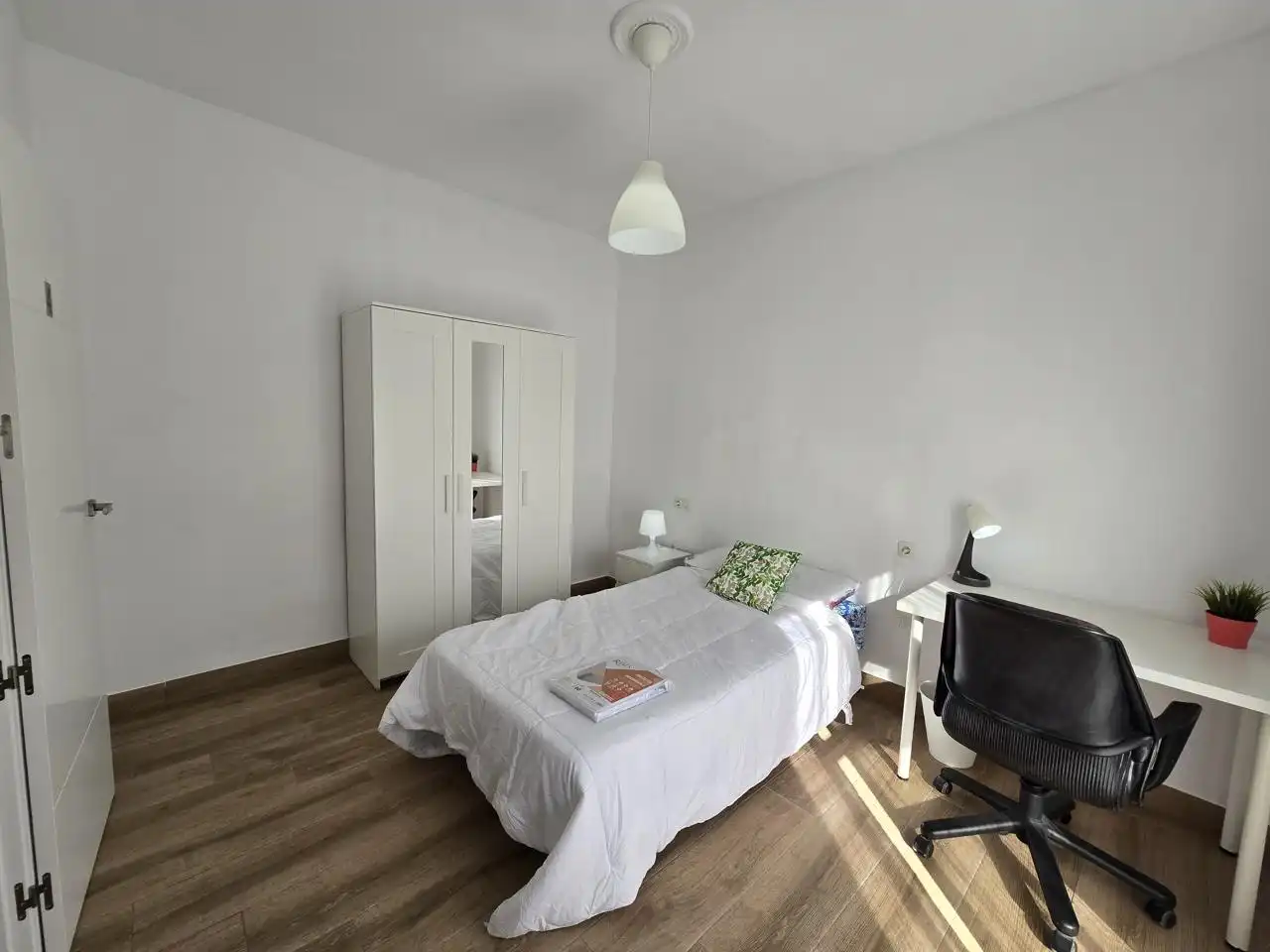 Room in Bami, Bami - La Estrella