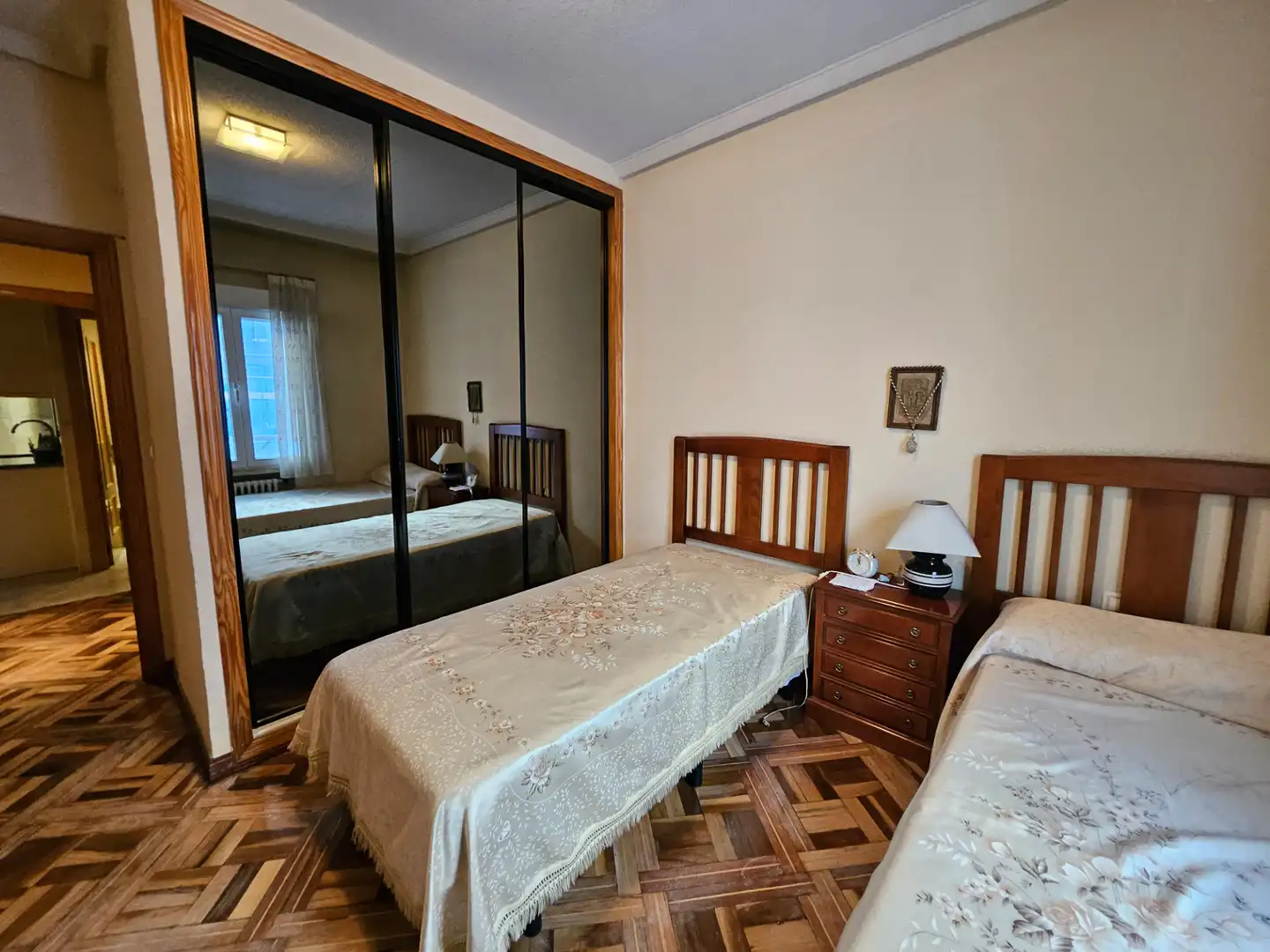 Bedroom of Flat for rent in Madrid  with Air Conditioner, Heating and Furnished